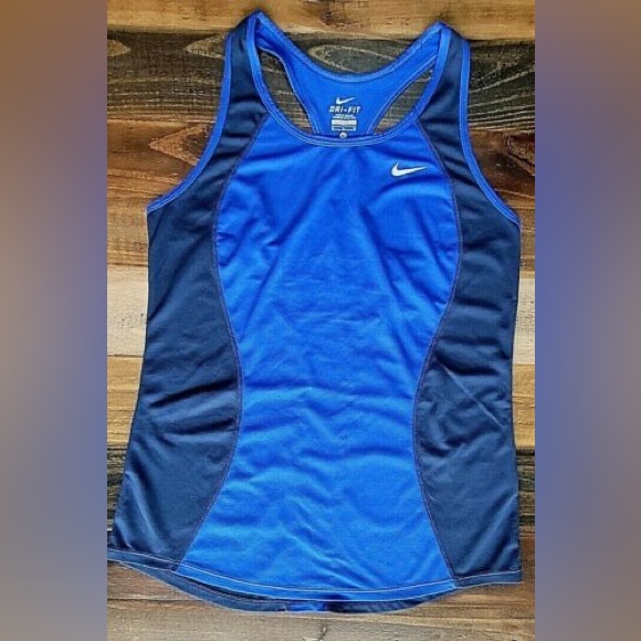 Nike Razorback Tank - Picture 2 of 2